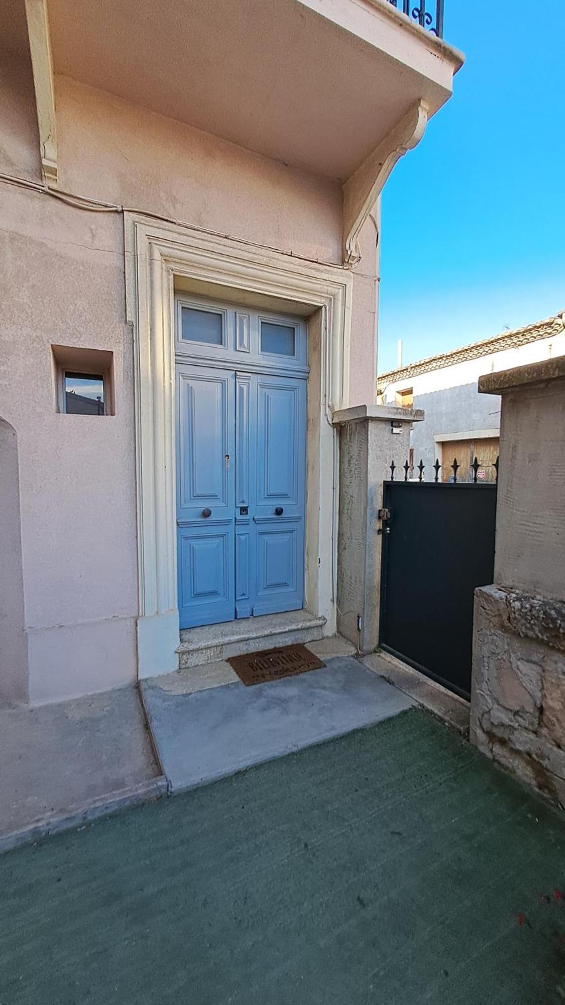 Pres Du Port -Lsm30Conciergerie- Saint-Gilles (Gard) Exterior foto