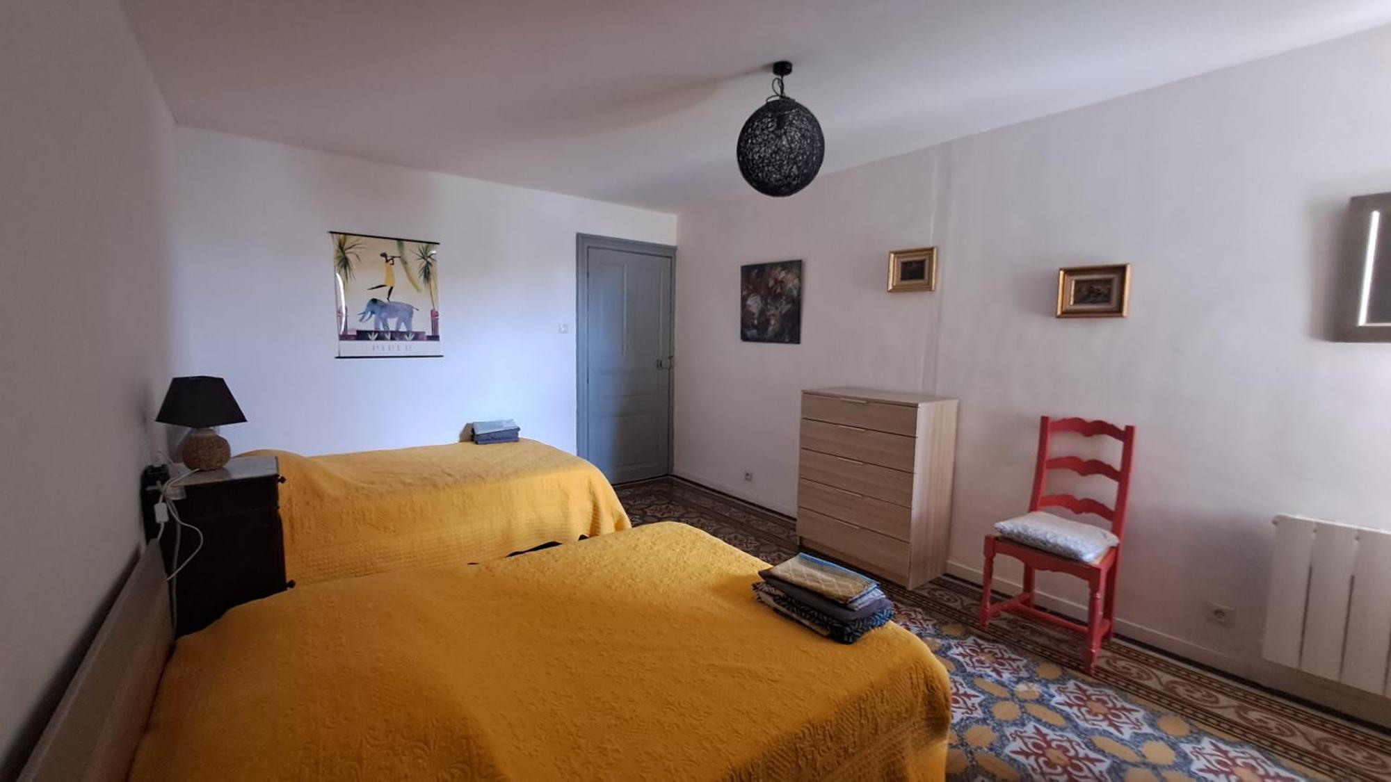 Pres Du Port -Lsm30Conciergerie- Saint-Gilles (Gard) Quarto foto